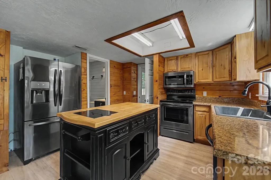 26 W Cowee Woods Court Franklin NC 28734