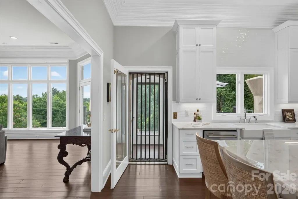 6812 Linkside Court Charlotte NC 28277