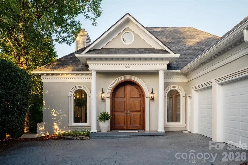 6812 Linkside Court Charlotte NC 28277