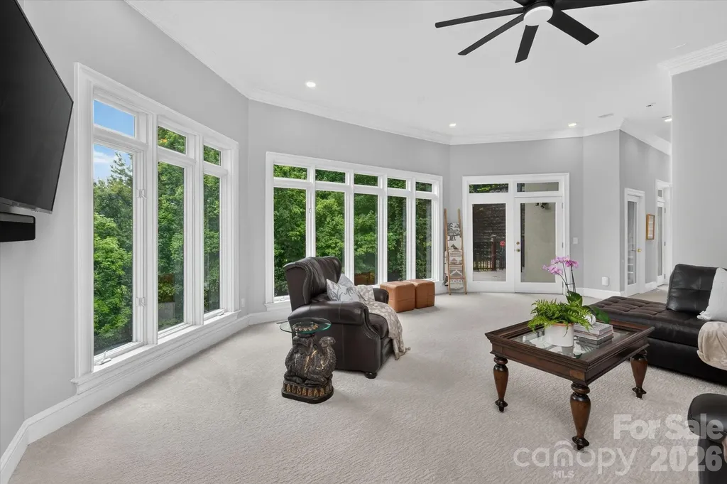 6812 Linkside Court Charlotte NC 28277