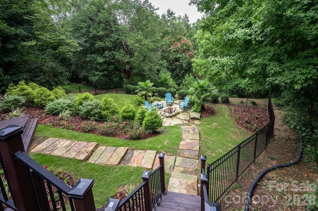 6812 Linkside Court Charlotte NC 28277