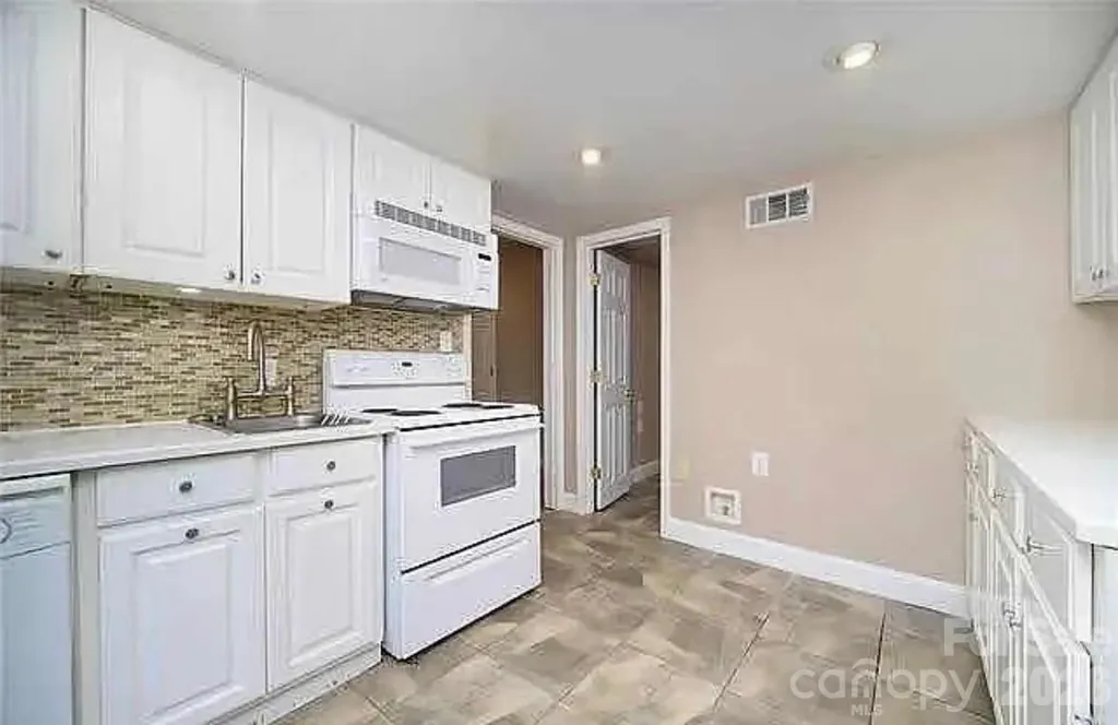 9126 S Providence Road Waxhaw NC 28173