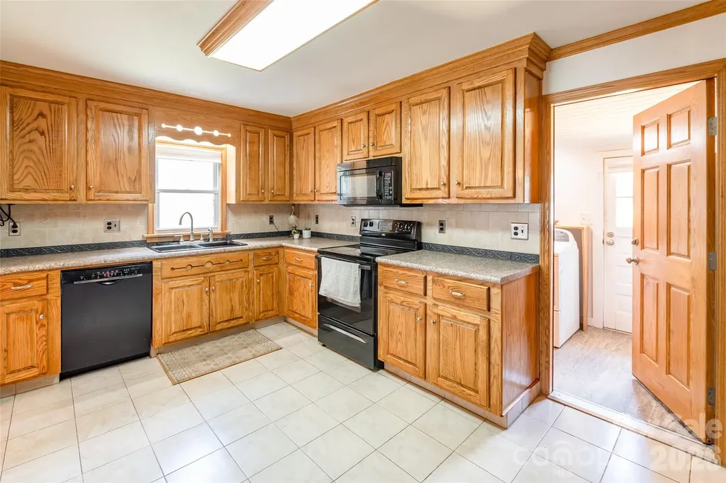 711 Linwood Road Kings Mountain NC 28086