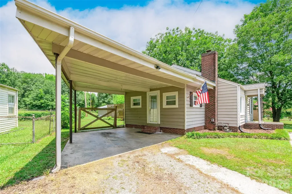 711 Linwood Road Kings Mountain NC 28086