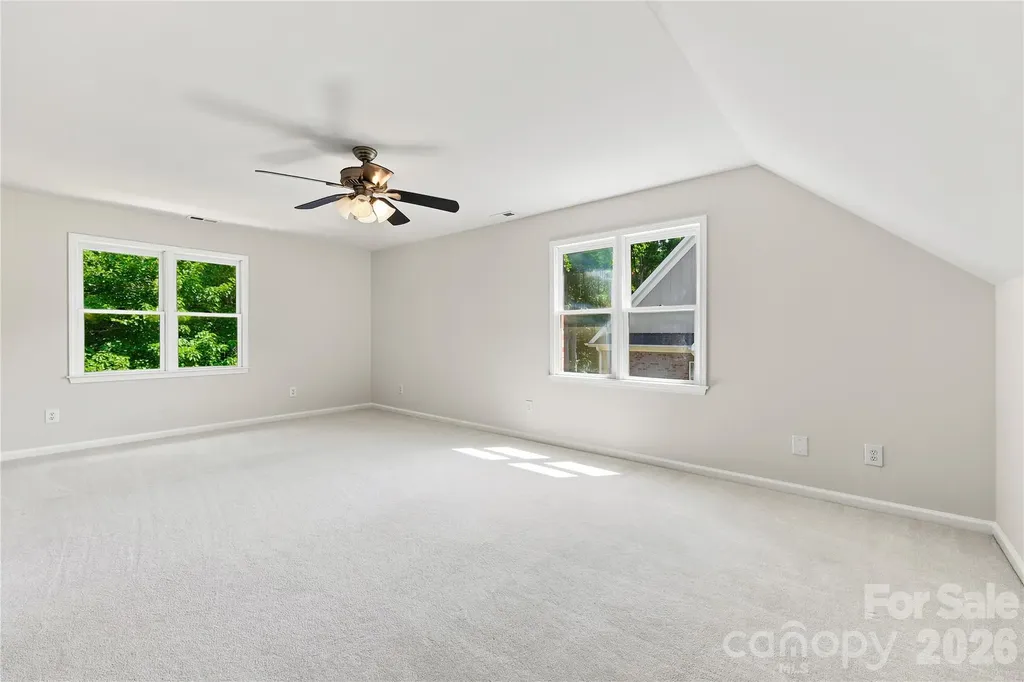 122 W Tattersall Drive Statesville NC 28677