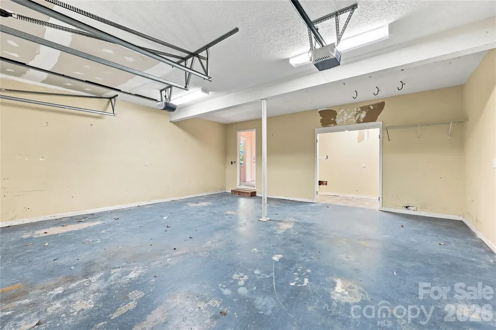 122 W Tattersall Drive Statesville NC 28677