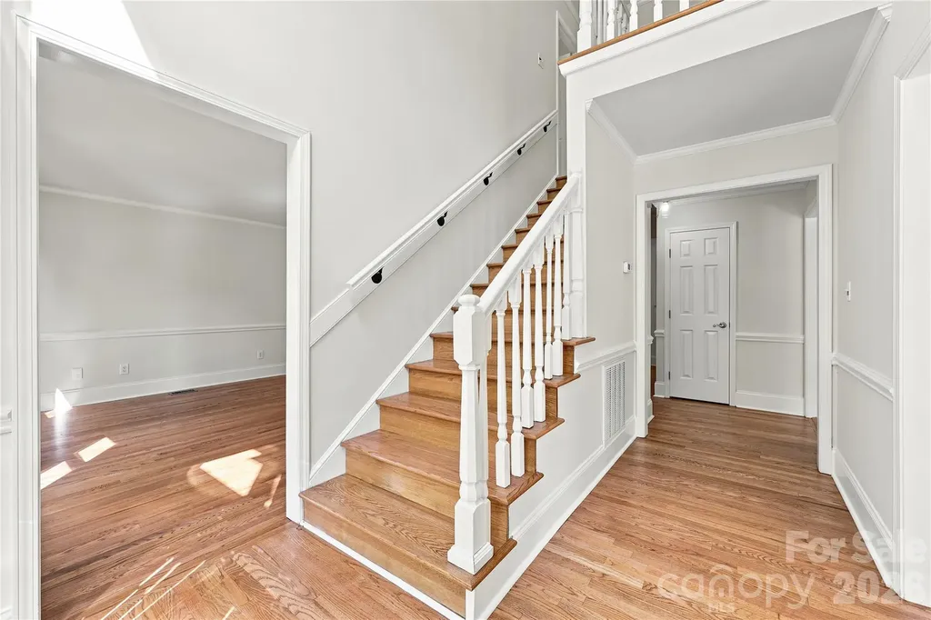 122 W Tattersall Drive Statesville NC 28677