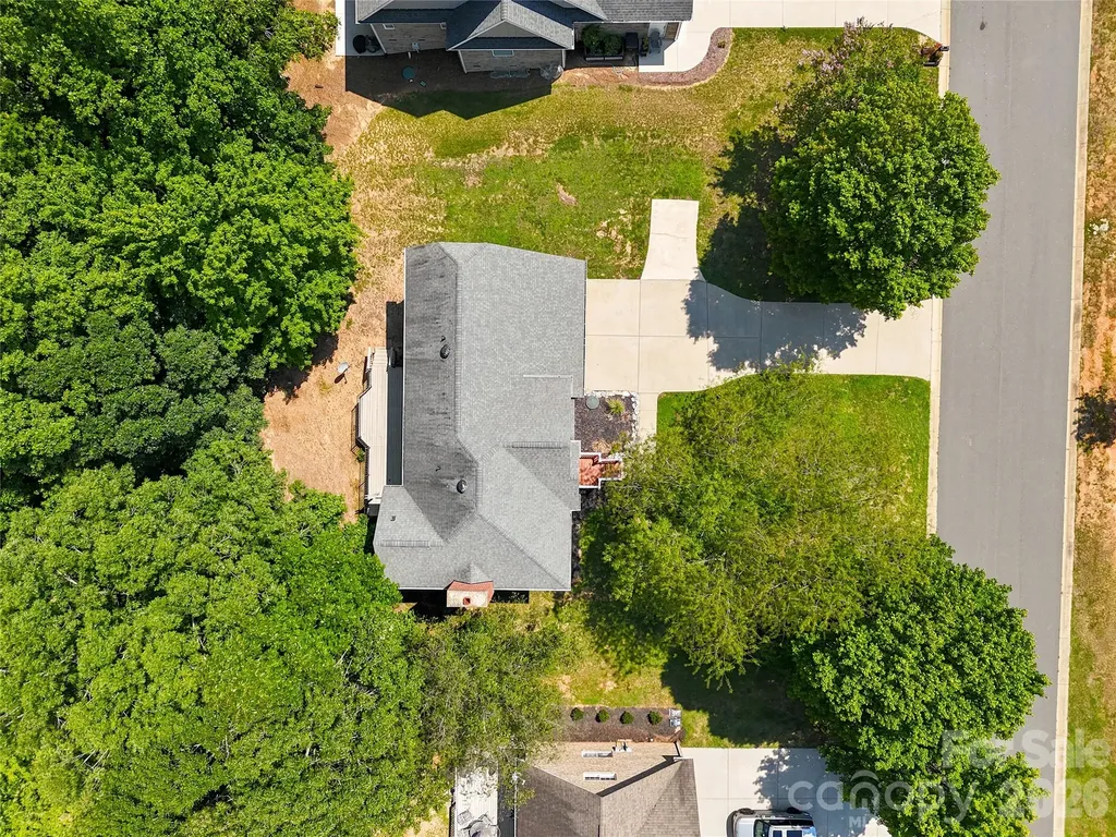 122 W Tattersall Drive Statesville NC 28677