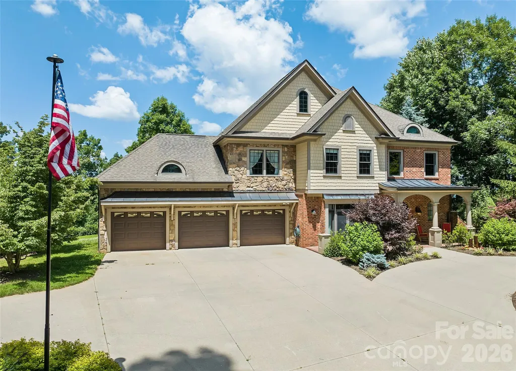 106 Coyote Ridge Maggie Valley NC 28751