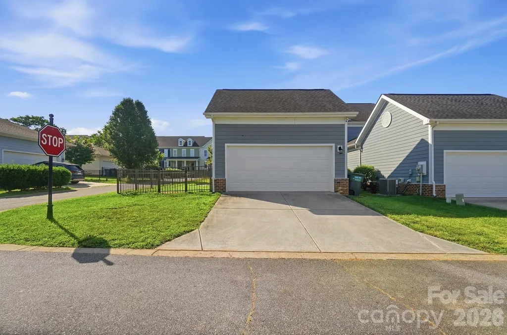 6217 Hove Road Mint Hill NC 28227