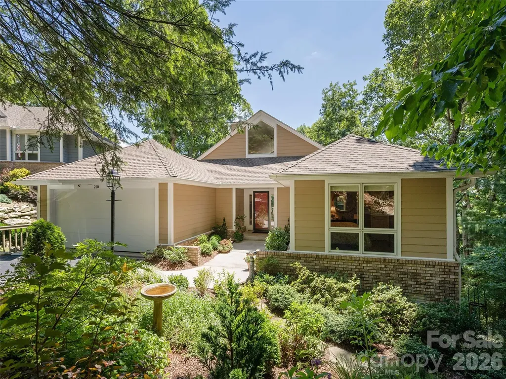 210 Claymoor Court Flat Rock NC 28731