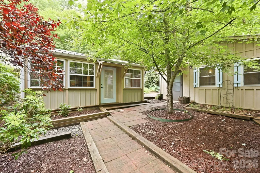 98 Secluded Cove Waynesville NC 28785