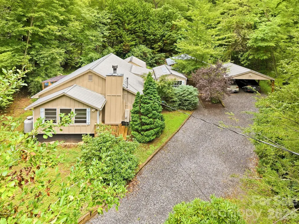 98 Secluded Cove Waynesville NC 28785