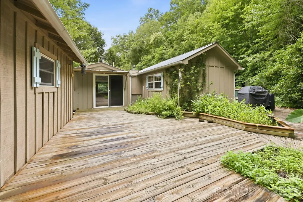 98 Secluded Cove Waynesville NC 28785