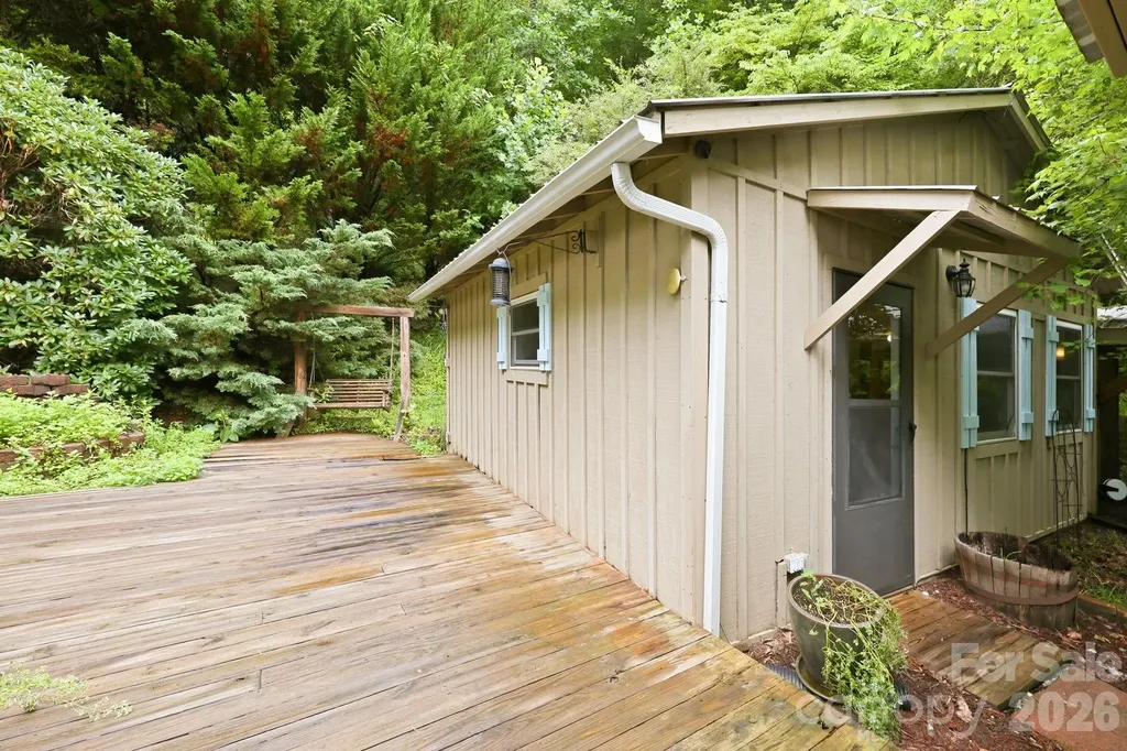 98 Secluded Cove Waynesville NC 28785