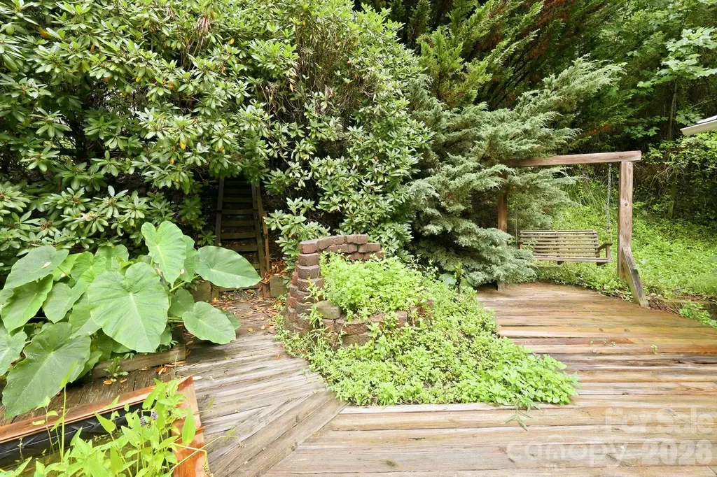 98 Secluded Cove Waynesville NC 28785