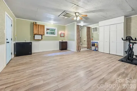 98 Secluded Cove Waynesville NC 28785