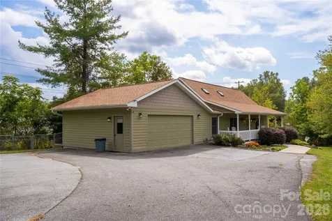 43 Evan Tyler Lane Horse Shoe NC 28742