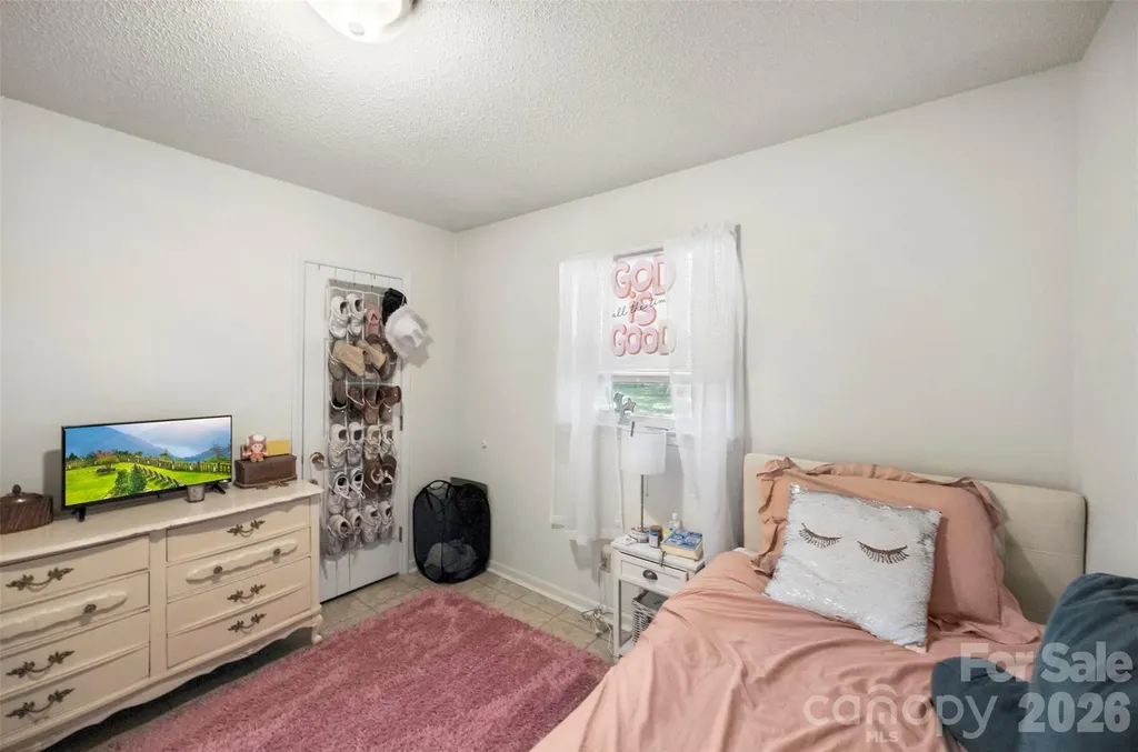 6010 Pleasant Grove Road Charlotte NC 28216