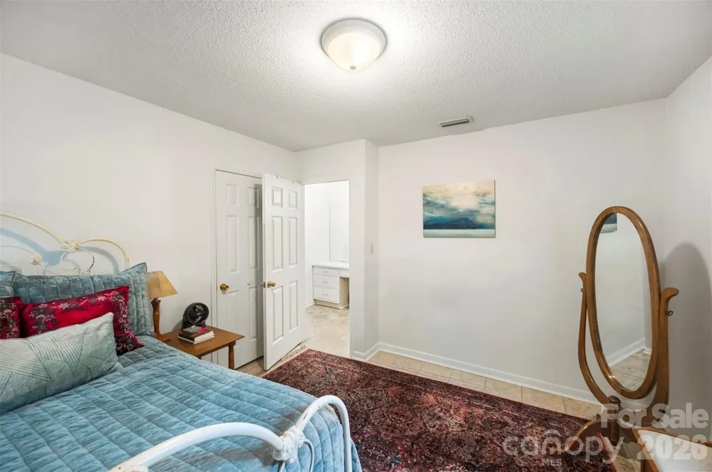 6010 Pleasant Grove Road Charlotte NC 28216