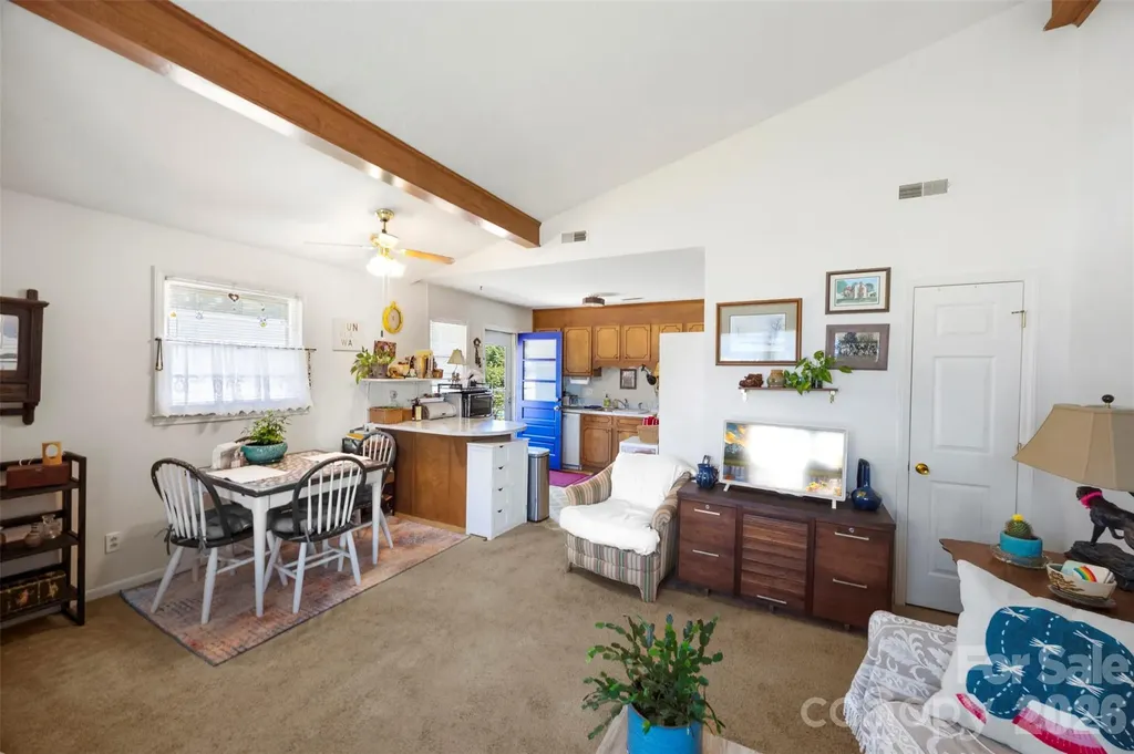 6010 Pleasant Grove Road Charlotte NC 28216