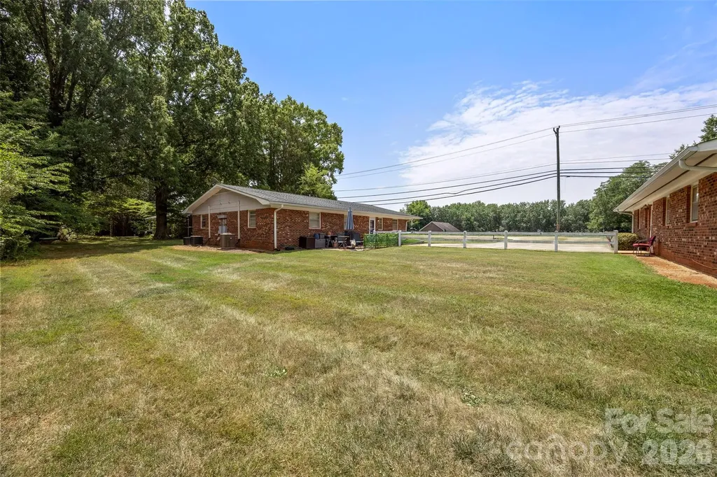 6010 Pleasant Grove Road Charlotte NC 28216