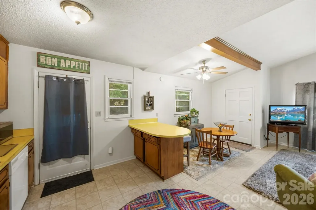 6010 Pleasant Grove Road Charlotte NC 28216