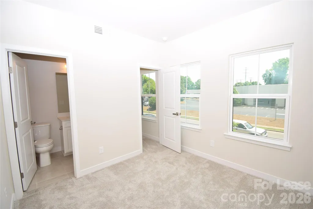 4810 Chastain Avenue Charlotte NC 28217