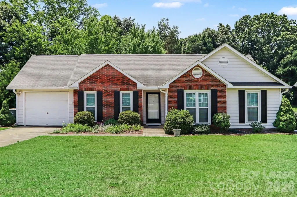 4609 Falcon Chase Drive SW Concord NC 28027