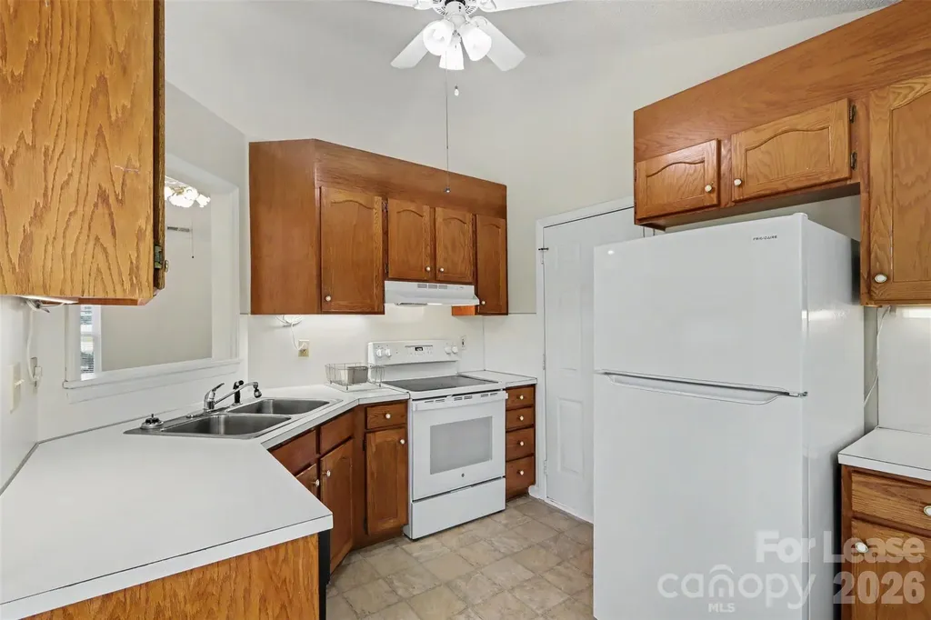4609 Falcon Chase Drive SW Concord NC 28027