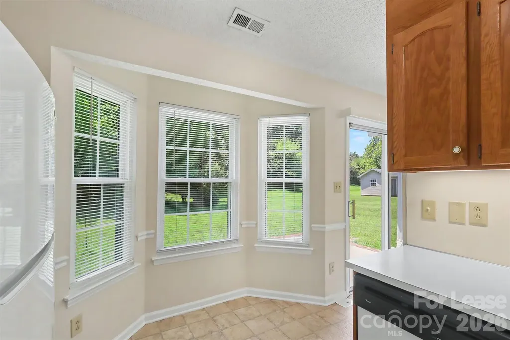 4609 Falcon Chase Drive SW Concord NC 28027