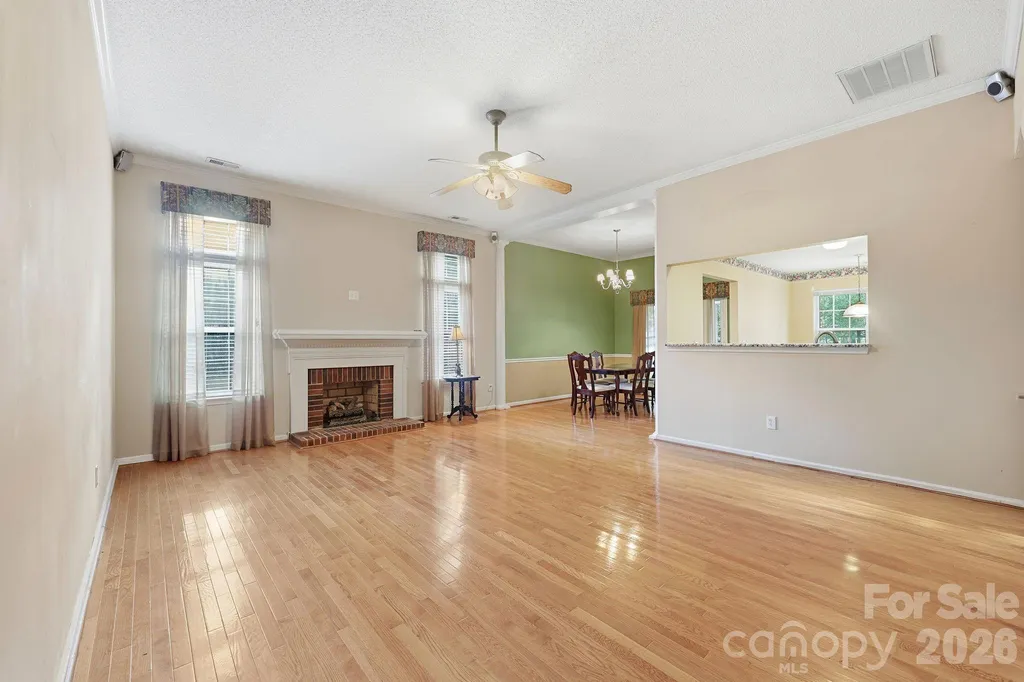 2430 Saguaro Lane Kannapolis NC 28083