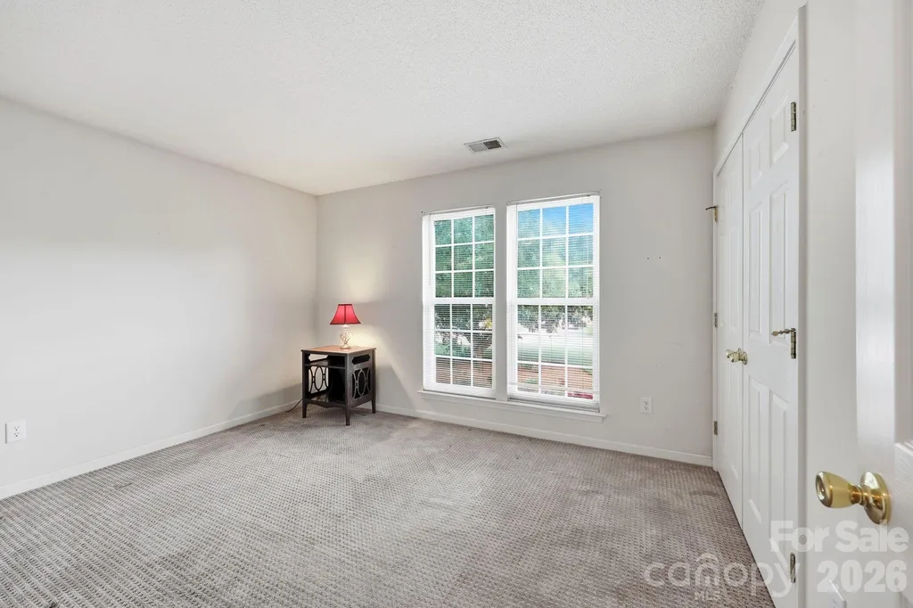 2430 Saguaro Lane Kannapolis NC 28083