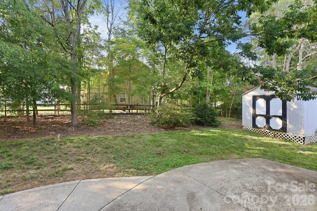 2430 Saguaro Lane Kannapolis NC 28083