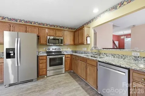 2430 Saguaro Lane Kannapolis NC 28083