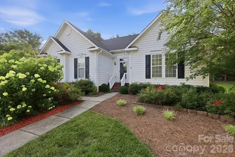 2430 Saguaro Lane Kannapolis NC 28083