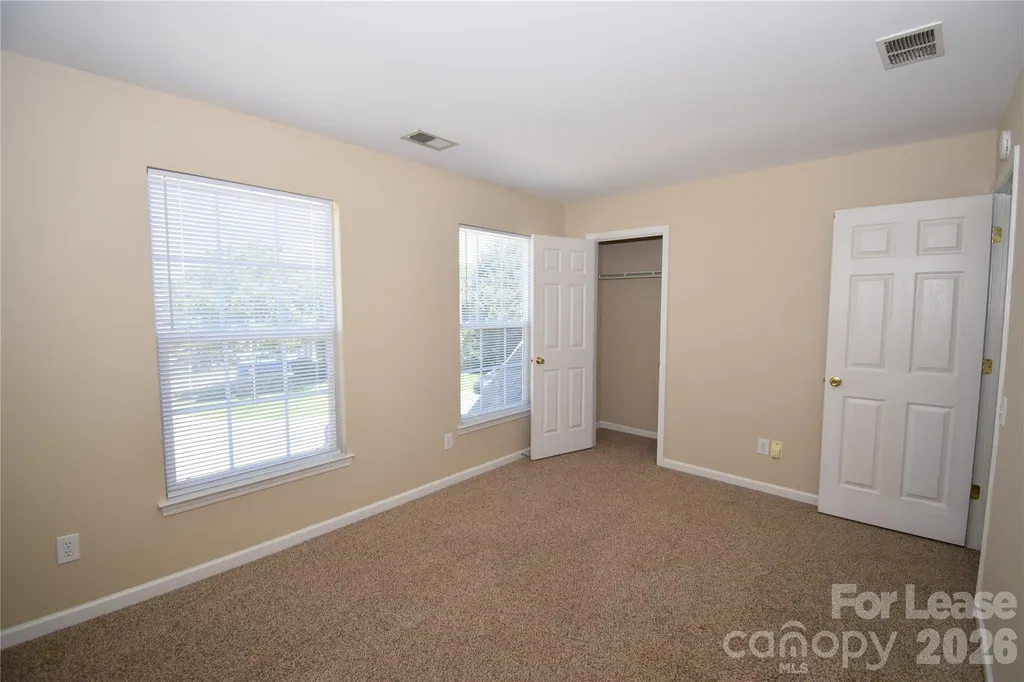 3322 Elizabeth Glen Drive Charlotte NC 28270