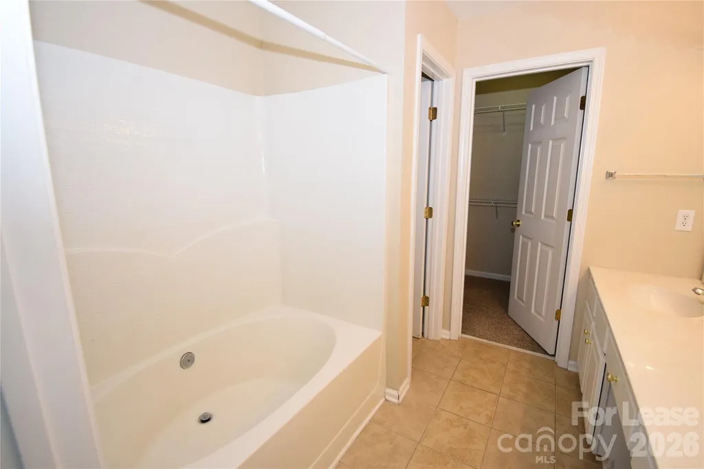 3322 Elizabeth Glen Drive Charlotte NC 28270