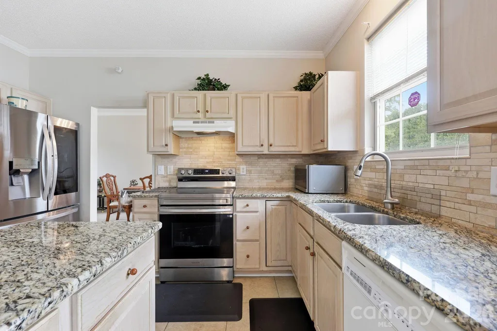 8818 Norway Court Charlotte NC 28269