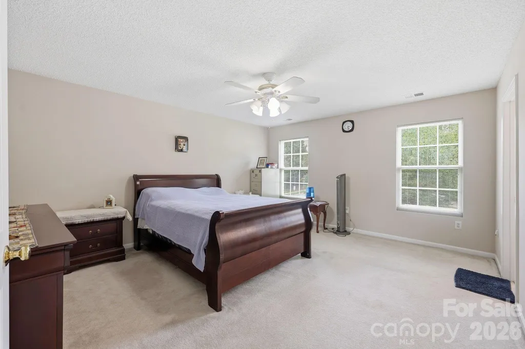 8818 Norway Court Charlotte NC 28269