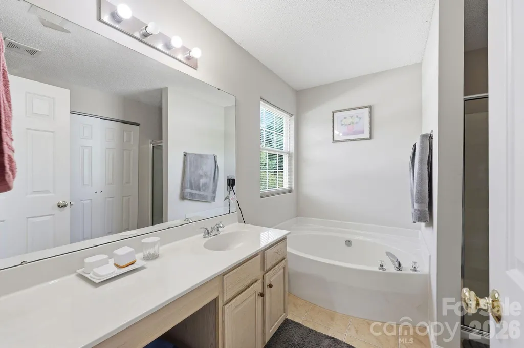 8818 Norway Court Charlotte NC 28269