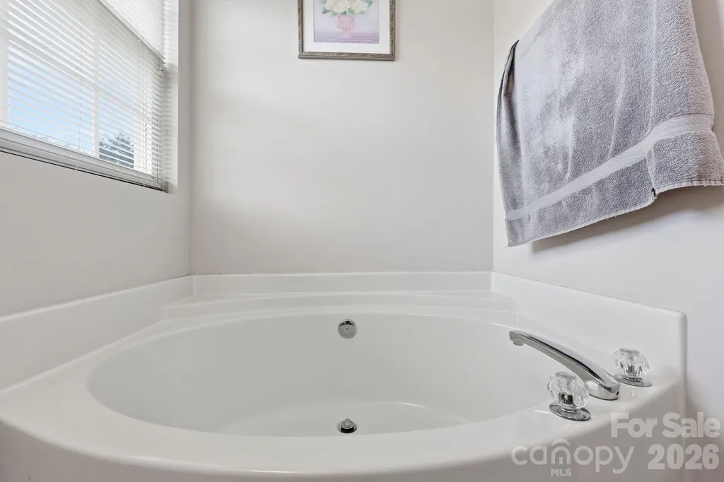 8818 Norway Court Charlotte NC 28269
