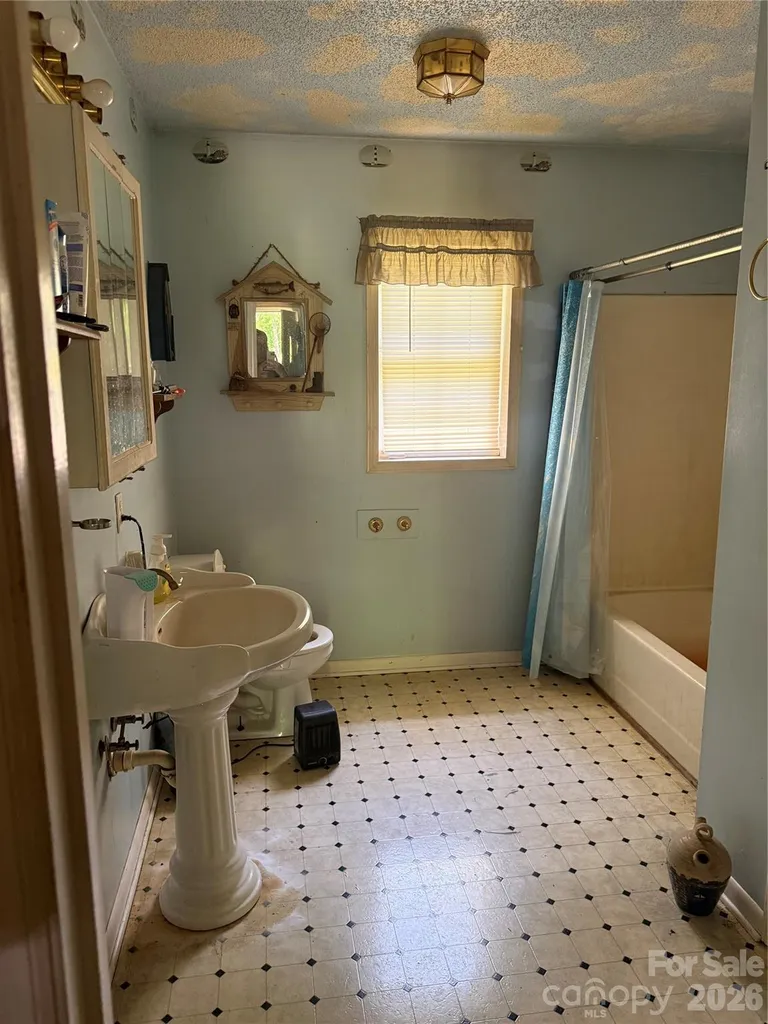 4355 Bob Street Claremont NC 28610