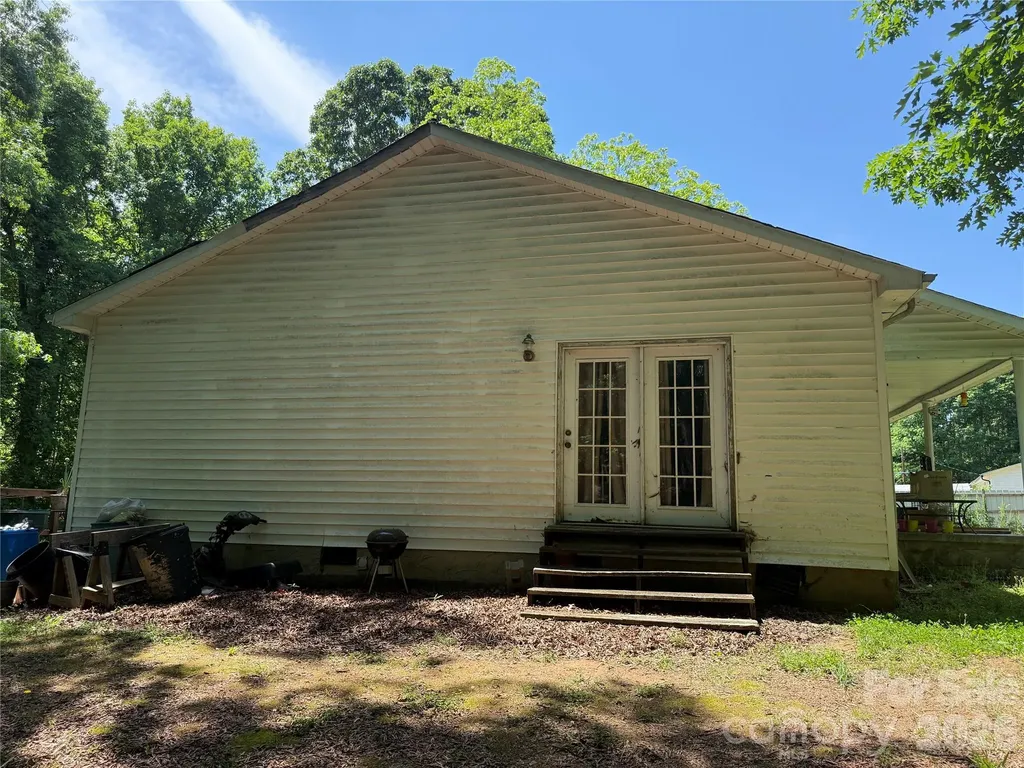 4355 Bob Street Claremont NC 28610