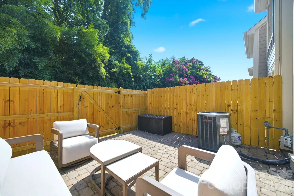 1029 Park West Drive Charlotte NC 28209