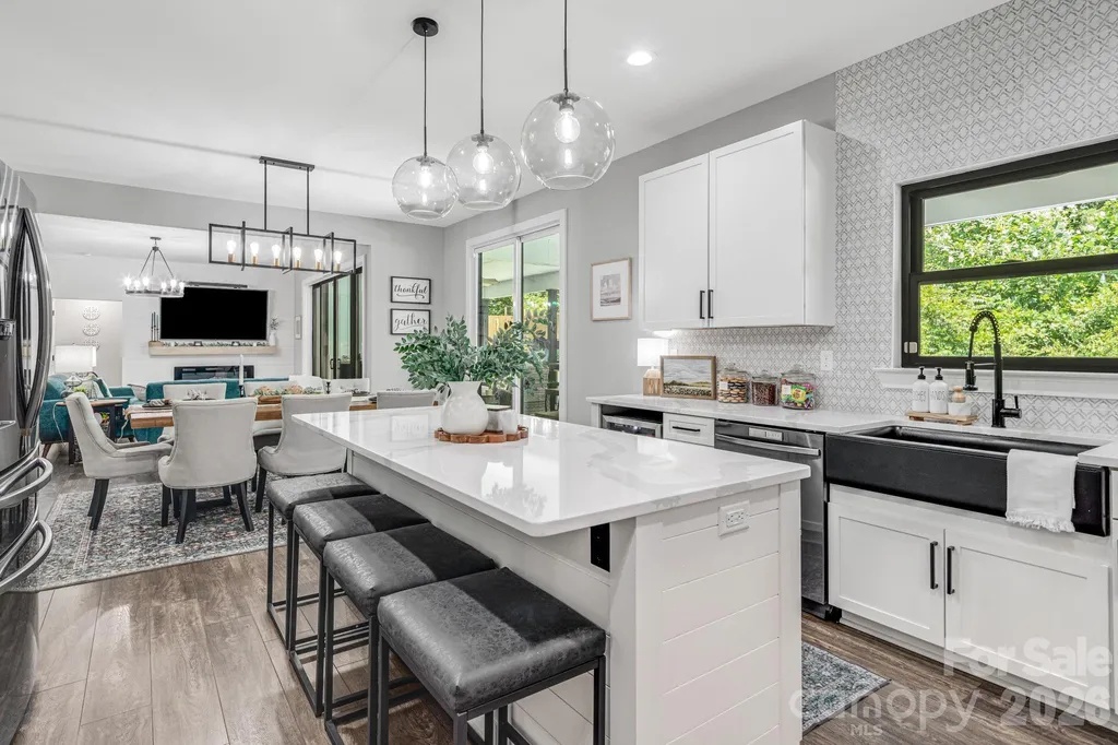67 Apple Meadow Court Hendersonville NC 28739