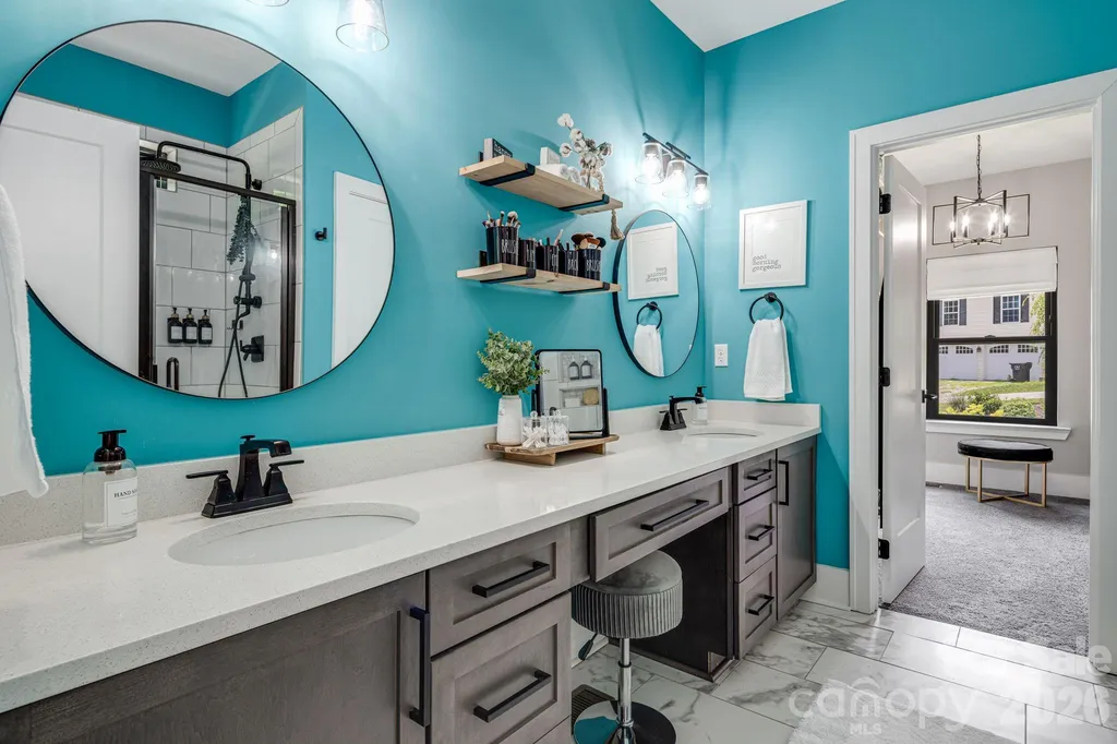 67 Apple Meadow Court Hendersonville NC 28739