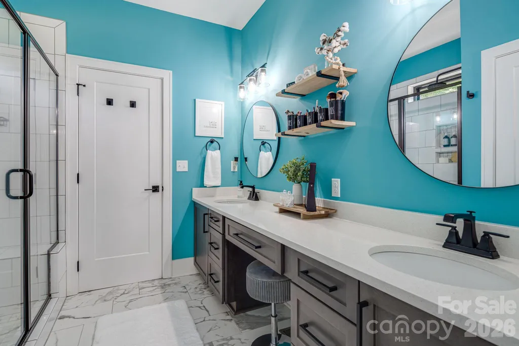 67 Apple Meadow Court Hendersonville NC 28739