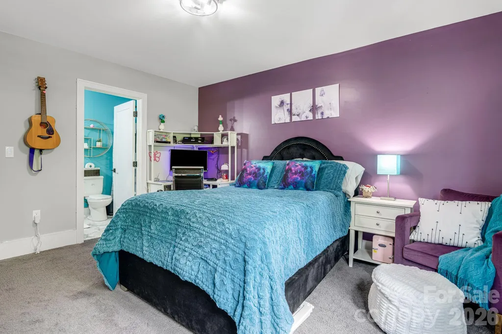 67 Apple Meadow Court Hendersonville NC 28739