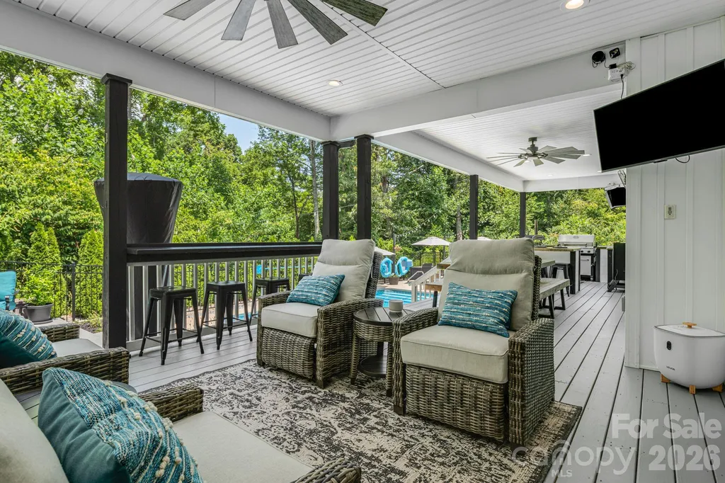 67 Apple Meadow Court Hendersonville NC 28739